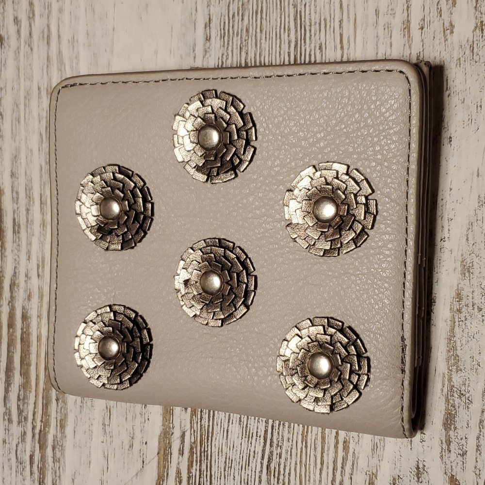 Fossil wallet